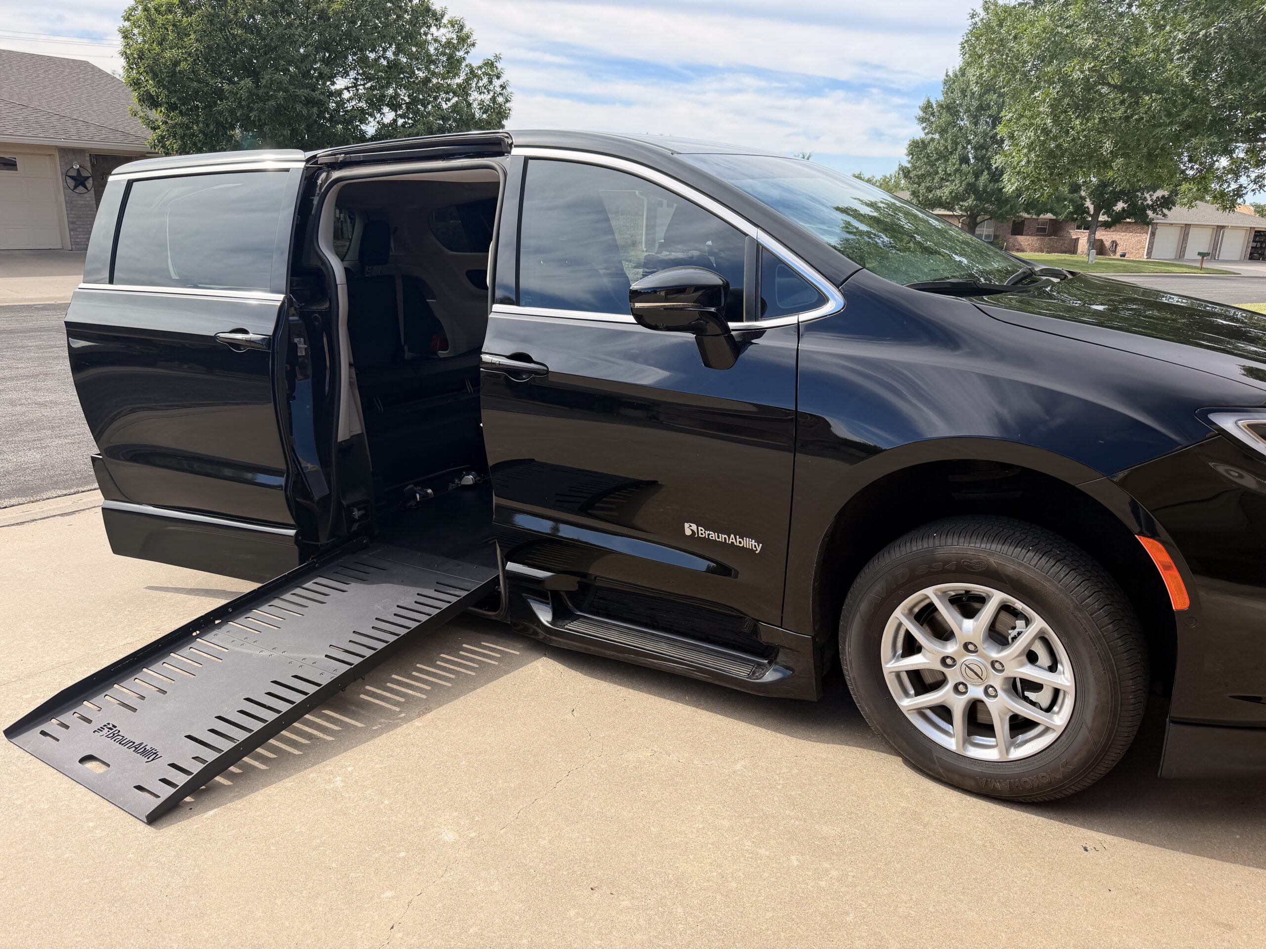 Side-entry ramp — easy, level boarding